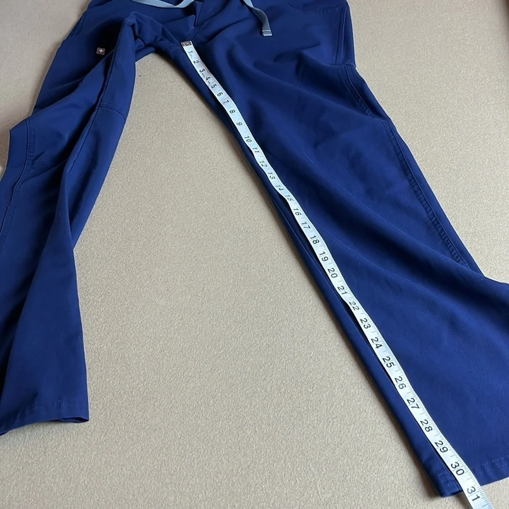 FIGS Technical Collection STYLE#: T21004- Blue - Small